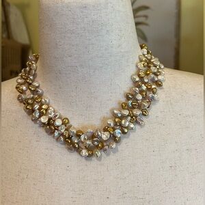 Lustrous Freshwater Pearl Cluster Necklace - Gold & Cream EUC